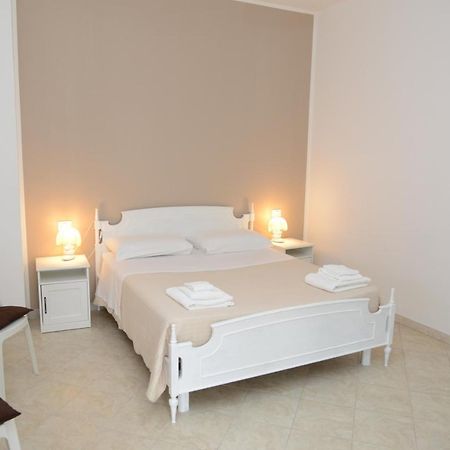 Casa Angelina Lägenhet Monopoli Exteriör bild