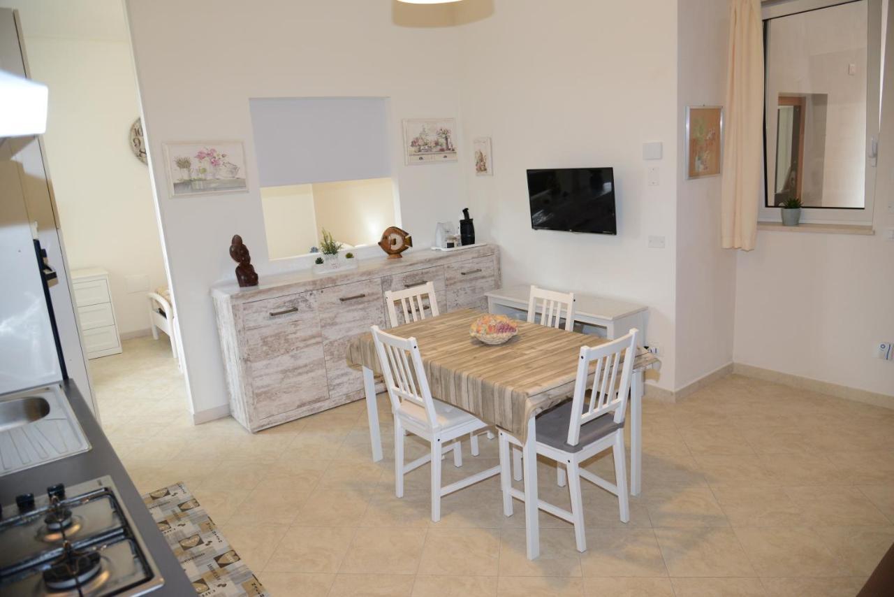 Casa Angelina Lägenhet Monopoli Exteriör bild