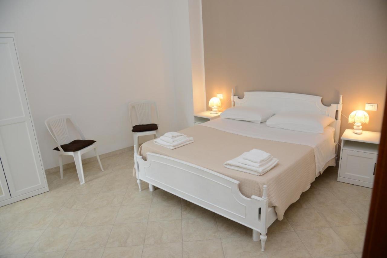 Casa Angelina Lägenhet Monopoli Exteriör bild