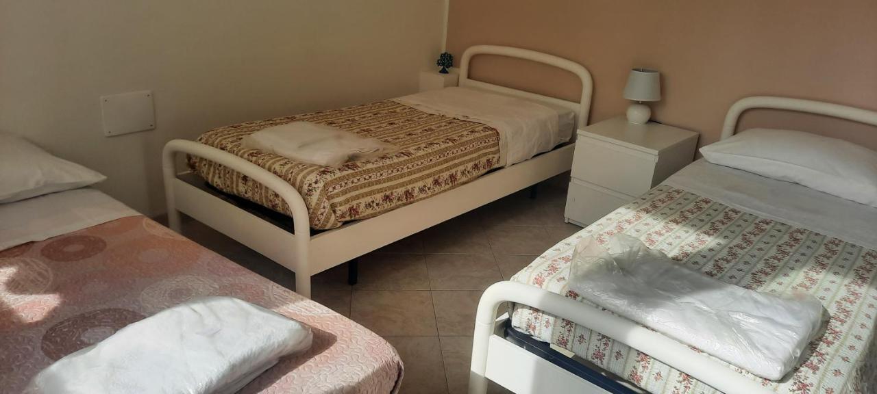 Casa Angelina Lägenhet Monopoli Exteriör bild